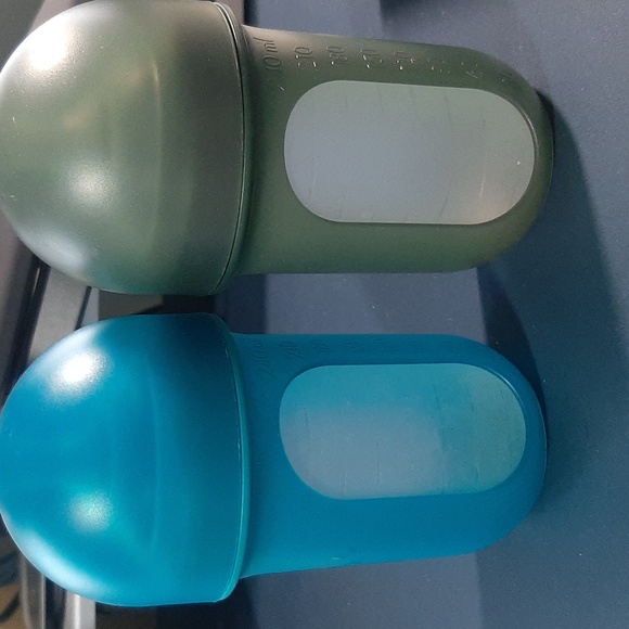 3 Boon bottles - Picture 3 of 5